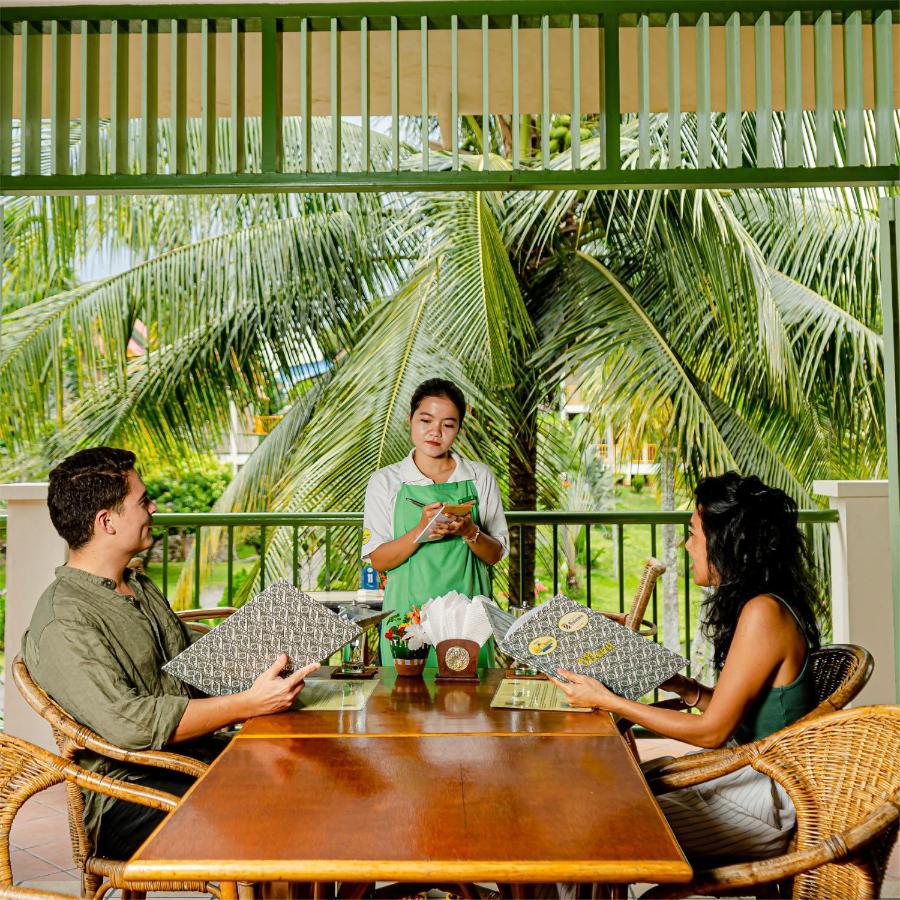 Taman liburan Deli River And Restaurant Omlandia 3*